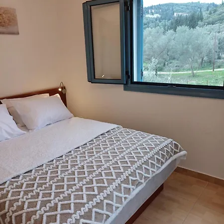 Garden And Sea Lefkada Луксозна вила *